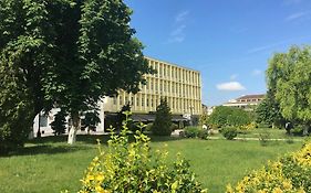 Gia Suites